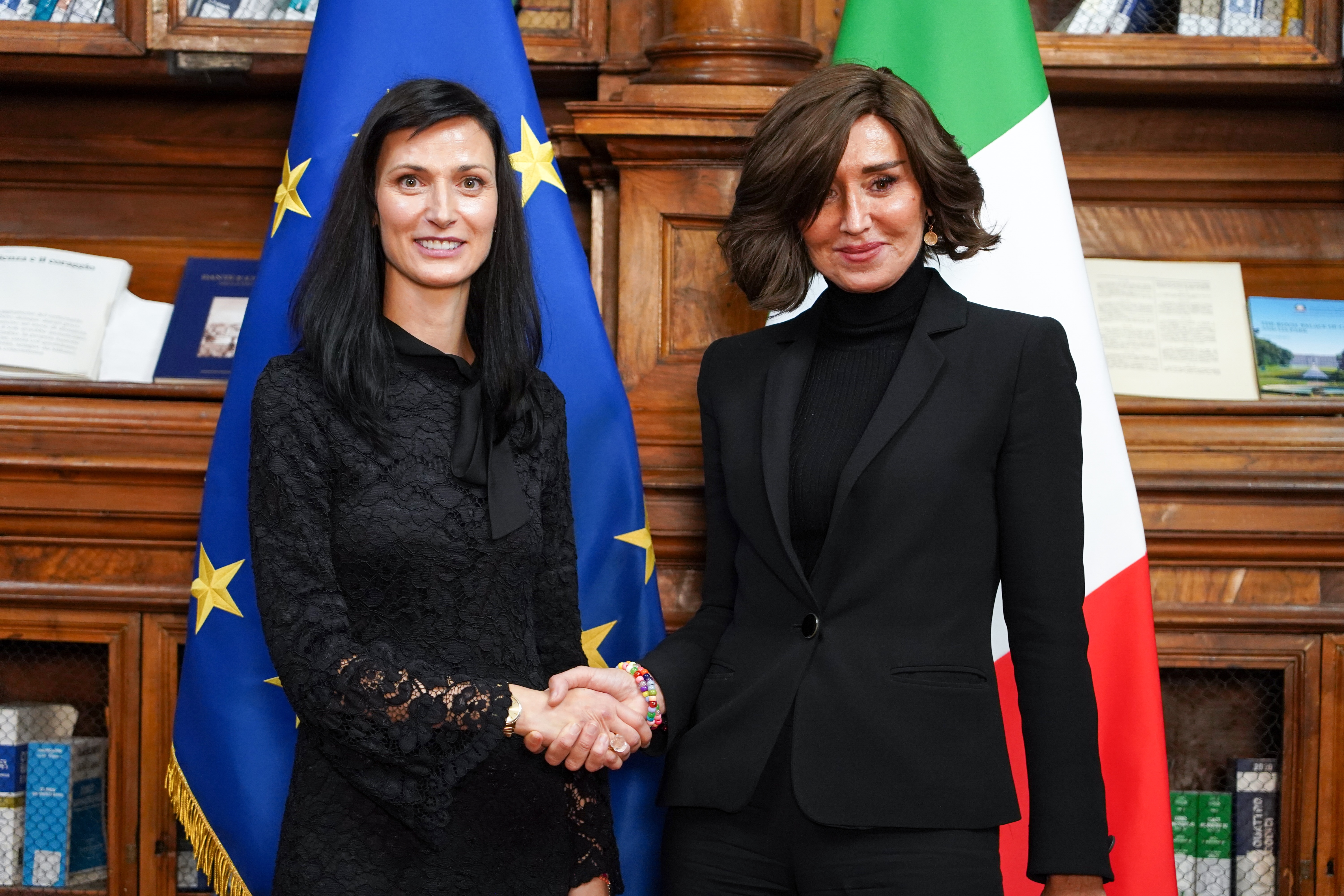 Il Ministro Bernini incontra la Commissaria europea Mariya Gabriel. Einstein Telescope, ricercatori e partenariati Ue al centro del bilaterale 